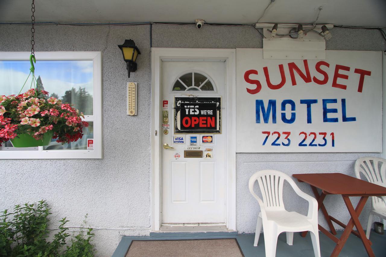 Sunset Motel Port Alberni Exterior photo