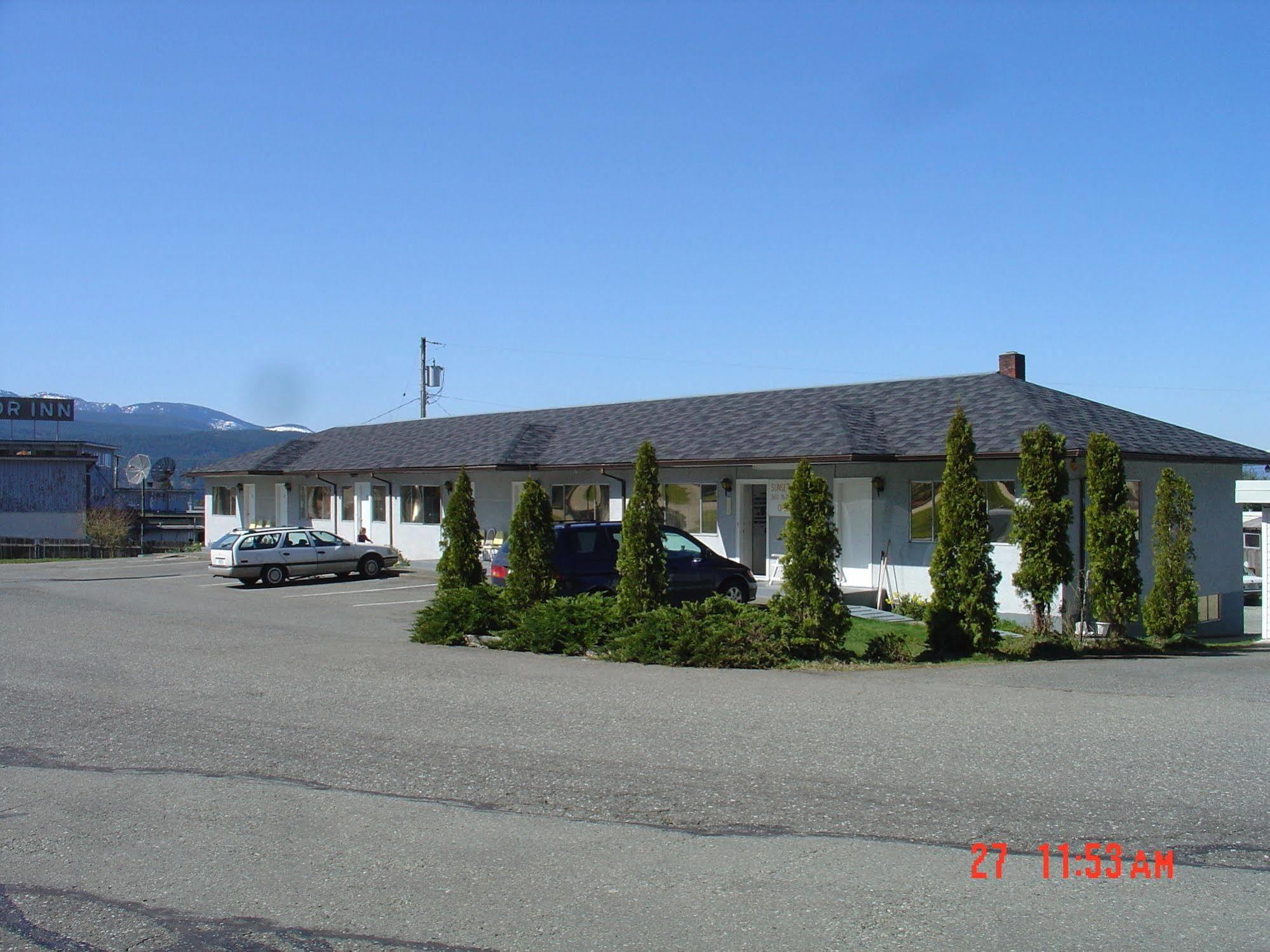 Sunset Motel Port Alberni Exterior photo
